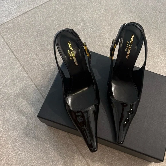 Saint Laurent: YSL Dune Patent-leather Slingback Pumps - Picture 2 of 7
